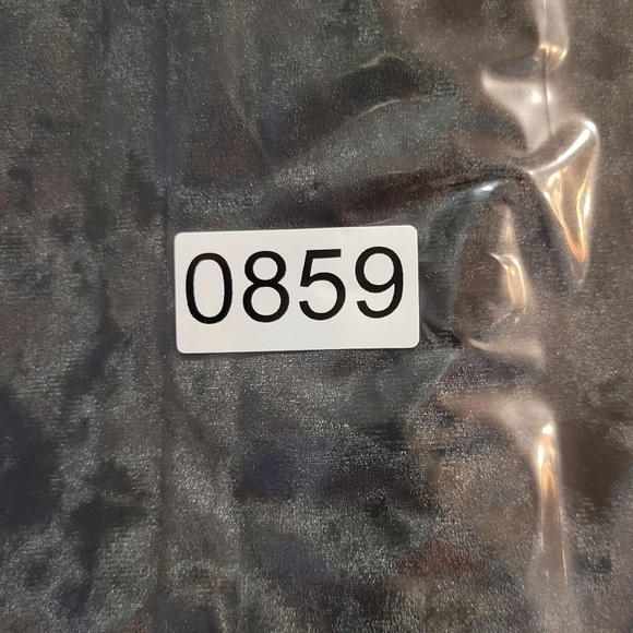 NWT GOOD AMERICAN Medium Crushed Velvet Disco Pant Black Sz 6/ 3X Plus 0242 - Picture 10 of 10